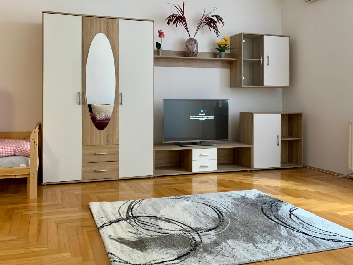 Ilka Apartement Near Puskas & Papp Laszlo Arena Budapest Exteriör bild