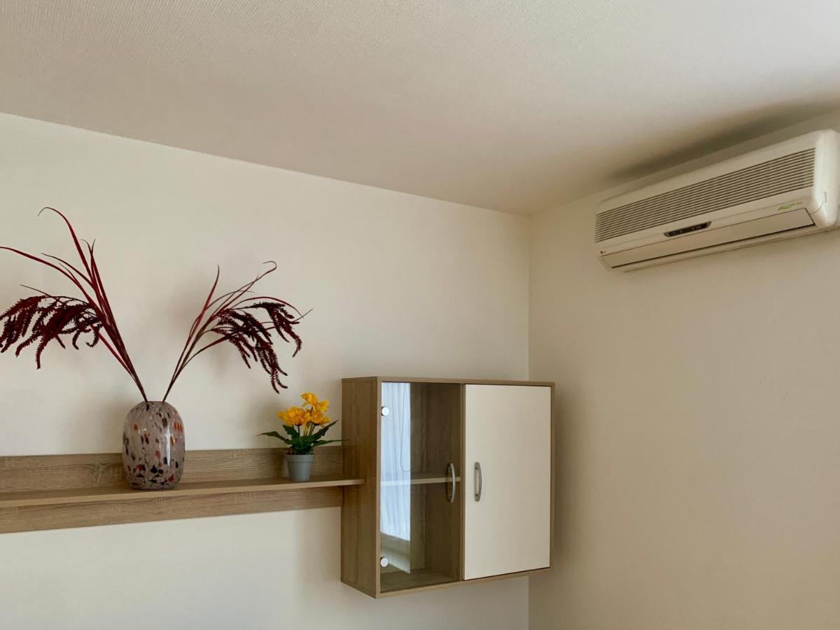 Ilka Apartement Near Puskas & Papp Laszlo Arena Budapest Exteriör bild